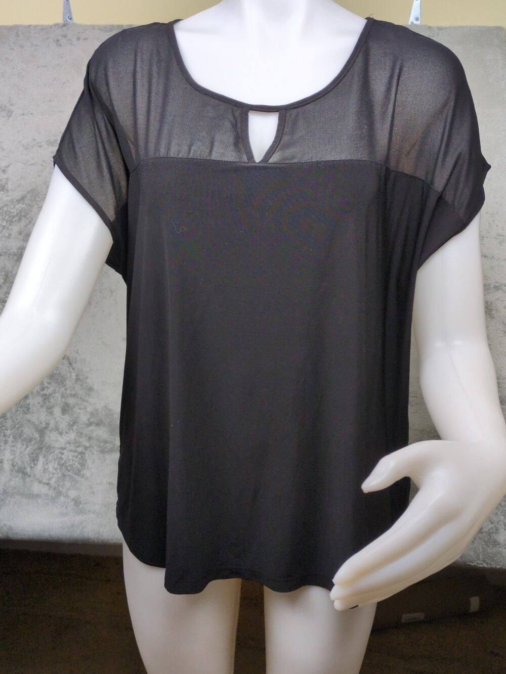 AUW Womens Black Blouse Sheer Keyhole Top XL Short Sleeve Office Businesswear